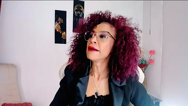Snapshot of ScarlettMalbec chatting on September 27, 2025, 8:59 pm ScarlettMalbec online show from September 27, 2025, 8:59 pm