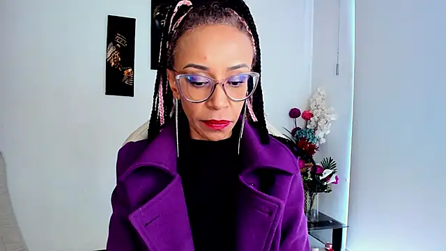 Snapshot of ScarlettMalbec chatting on February 22, 2025, 9:26 pm ScarlettMalbec online show from February 22, 2025, 9:26 pm
