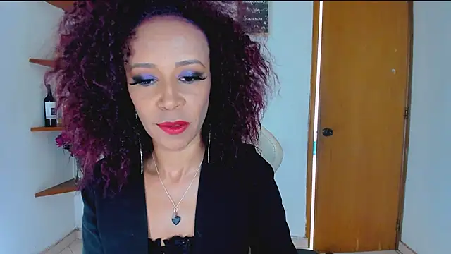 Snapshot of ScarlettMalbec chatting on October 7, 2025, 8:32 pm ScarlettMalbec online show from October 7, 2025, 8:32 pm