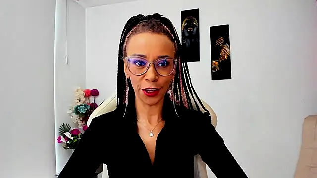 Snapshot of ScarlettMalbec chatting on March 12, 2025, 8:31 pm ScarlettMalbec online show from March 12, 2025, 8:31 pm