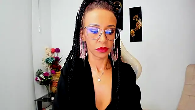 Snapshot of ScarlettMalbec chatting on March 7, 2025, 11:38 pm ScarlettMalbec online show from March 7, 2025, 11:38 pm