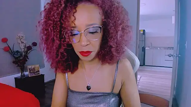 ScarlettMalbec online show from March 31, 2026, 9:39 pm