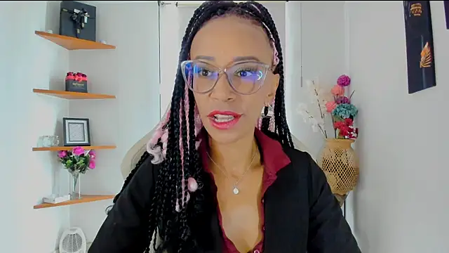 Snapshot of ScarlettMalbec chatting on January 14, 2025, 7:43 pm ScarlettMalbec online show from January 14, 2025, 7:43 pm