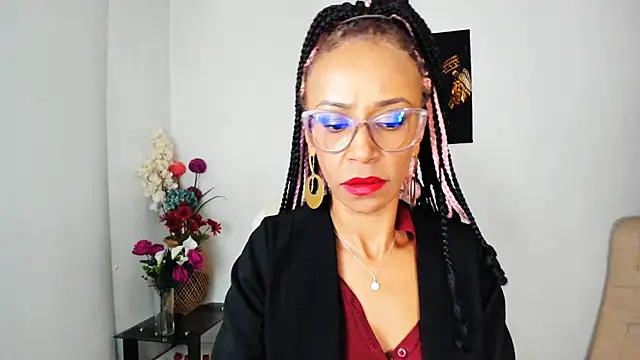 Snapshot of ScarlettMalbec chatting on February 15, 2025, 12:26 am ScarlettMalbec online show from February 15, 2025, 12:26 am