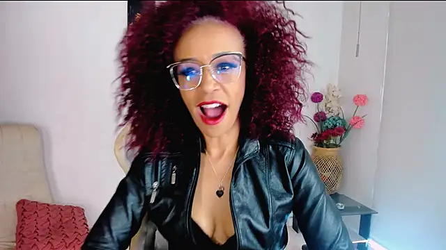 Snapshot of ScarlettMalbec chatting on September 25, 2025, 9:21 pm ScarlettMalbec online show from September 25, 2025, 9:21 pm