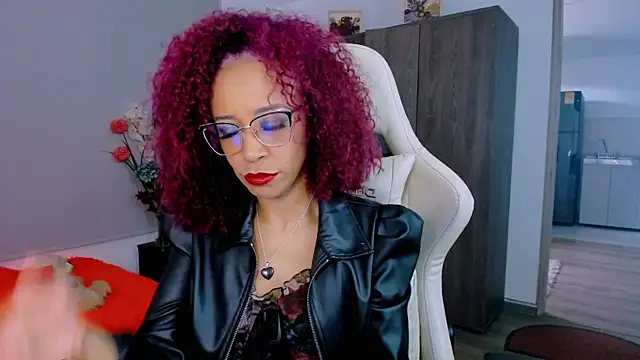 ScarlettMalbec online show from February 13, 2026, 8:42 pm