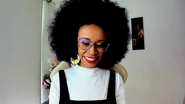 Snapshot of ScarlettMalbec chatting on March 18, 2025, 9:32 pm ScarlettMalbec online show from March 18, 2025, 9:32 pm