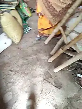 COUPLLE VILLAGE online show from January 16, 2026, 3:43 am