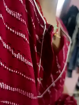 COUPLLE VILLAGE online show from October 23, 2025, 2:54 am