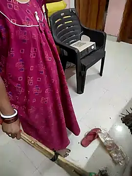 Snapshot of COUPLLE_VILLAGE chatting on March 12, 2025, 3:24 am COUPLLE VILLAGE online show from March 12, 2025, 3:24 am