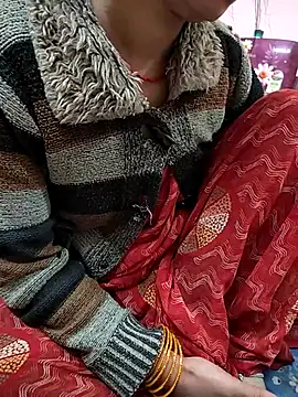 COUPLLE VILLAGE online show from January 31, 2026, 10:41 pm