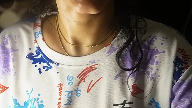 -AyeshaSinghania- online show from April 28, 2026, 5:06 pm