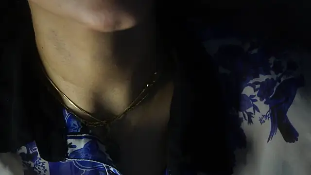 Snapshot of -AyeshaSinghania- chatting on October 31, 2025, 9:39 am -AyeshaSinghania- online show from October 31, 2025, 9:39 am