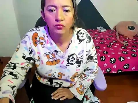 daleska ayala 1 online show from November 5, 2025, 1:03 pm