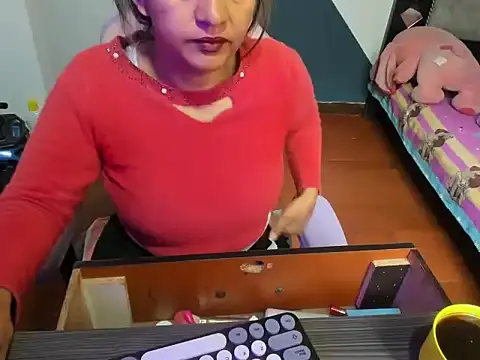 Snapshot of daleska_ayala_1 chatting on October 8, 2025, 3:57 pm daleska ayala 1 online show from October 8, 2025, 3:57 pm