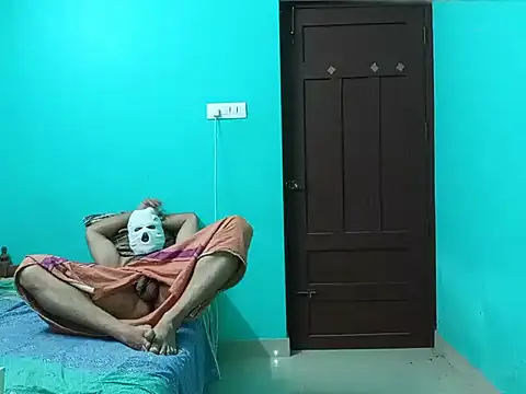 Sultryandrews online show from December 11, 2024, 2:11 pm