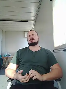 Snapshot of bussilesnar chatting on July 31, 2026, 6:24 am bussilesnar online show from July 31, 2026, 6:24 am