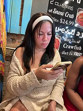 Snapshot of Bigbuttbrooklynn chatting on March 7, 2025, 1:20 am Bigbuttbrooklynn online show from March 7, 2025, 1:20 am
