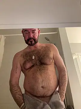 Snapshot of NYCLeatherBoi chatting on March 27, 2026, 1:47 am NYCLeatherBoi online show from March 27, 2026, 1:47 am