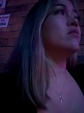 Danielavegax online show from October 19, 2025, 3:42 am