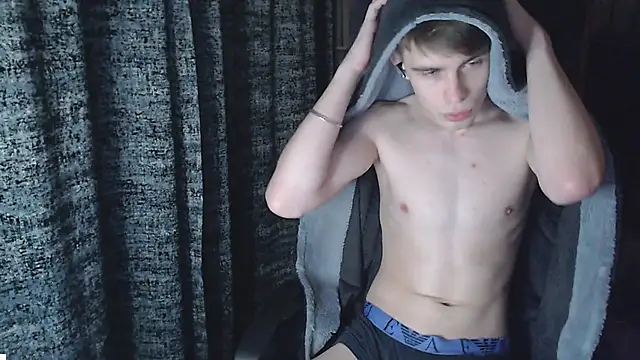 Student Oliver online show from November 23, 2025, 7:02 pm