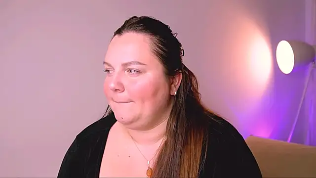 ameliaminkx online show from March 3, 2025, 4:10 am