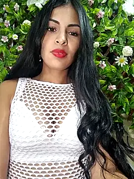 Astrid-- online show from February 13, 2025, 8:24 pm