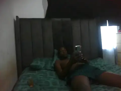 ElonDeking online show from December 5, 2025, 11:42 am