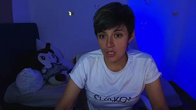 9 Fernanda 9 online show from February 1, 2026, 10:52 pm