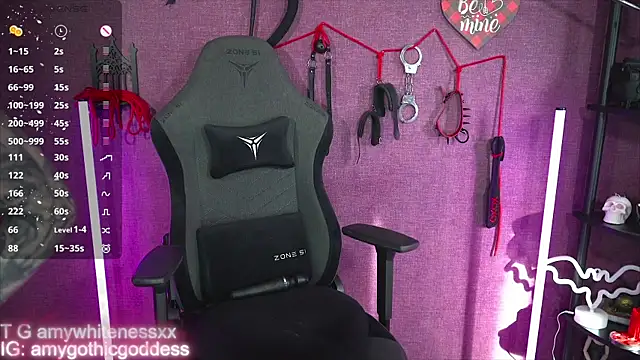 amywhitenessxx online show from April 18, 2026, 11:01 am