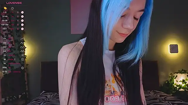 TristaRoht online show from March 10, 2025, 8:23 pm