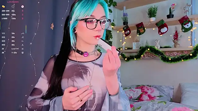 TristaRoht online show from December 19, 2025, 3:03 pm