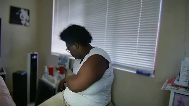 Yagurl  west online show from March 1, 2025, 12:50 am