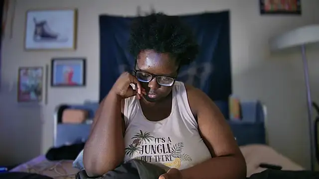 Yagurl  west online show from March 9, 2025, 5:33 am