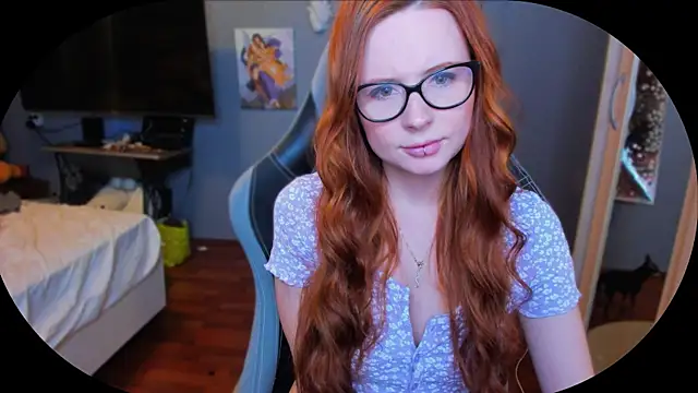 KlementinaBbG online show from March 9, 2025, 7:26 pm