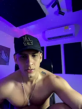 Snapshot of _Ryan_walker chatting on September 12, 2025, 5:29 am Ryan walker online show from September 12, 2025, 5:29 am