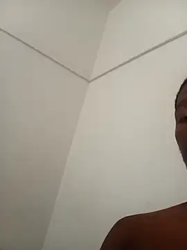 Vuyokaki online show from February 4, 2026, 8:31 am