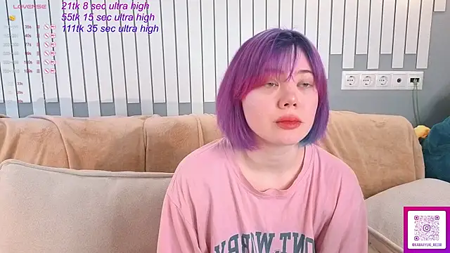   KawaiiYuki   online show from January 18, 2026, 5:22 am