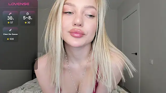 Snapshot of sarahphyllis chatting on February 16, 2026, 9:34 pm sarahphyllis online show from February 16, 2026, 9:34 pm