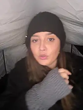 Novababy18 online show from January 9, 2026, 9:33 pm