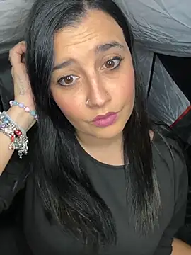 Novababy18 online show from November 5, 2025, 9:29 pm