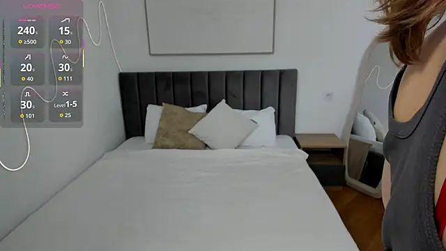 SimonaGerry online show from April 5, 2026, 5:03 am