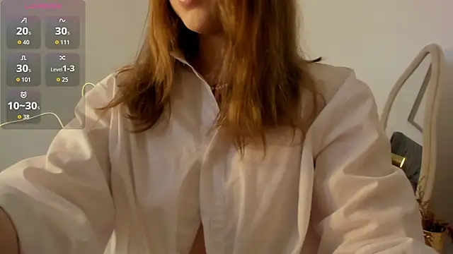 SimonaGerry online show from June 10, 2026, 4:24 am