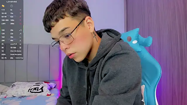 jake and joaquin online show from March 10, 2025, 8:39 am