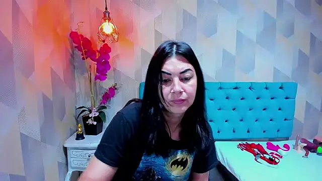 Snapshot of AdaFawxx chatting on February 21, 2026, 4:14 am AdaFawxx online show from February 21, 2026, 4:14 am