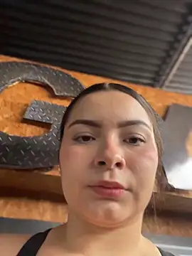 aneesa darzi online show from February 2, 2026, 9:25 pm