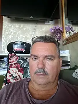 Snapshot of Tbone17 chatting on April 24, 2026, 5:31 am Tbone17 online show from April 24, 2026, 5:31 am