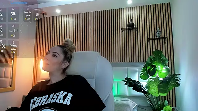 Viktoria Davis online show from December 17, 2024, 9:05 pm