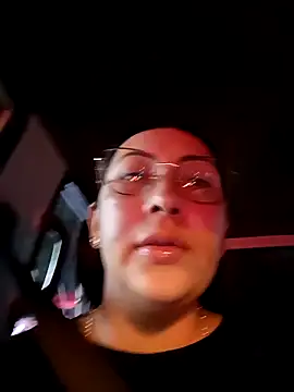 my-kitty online show from November 18, 2025, 11:15 pm