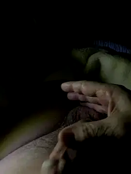 Snapshot of bertram59 chatting on October 21, 2025, 4:45 am bertram59 online show from October 21, 2025, 4:45 am